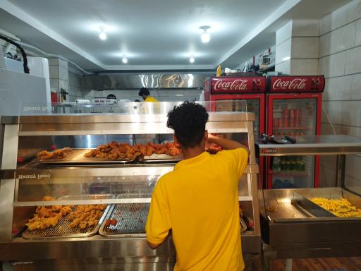 عکس فست فود کیلویی سرویچ