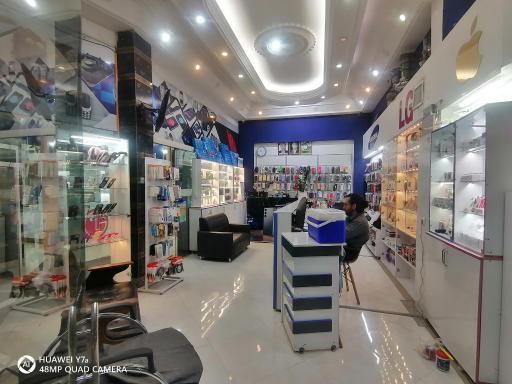 عکس مجتمع تجاری پروانه