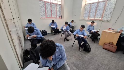 عکس مدرسهٔ پسرانه مأوا