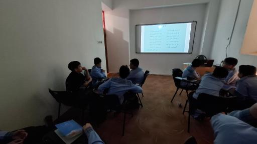 عکس مدرسهٔ پسرانه مأوا