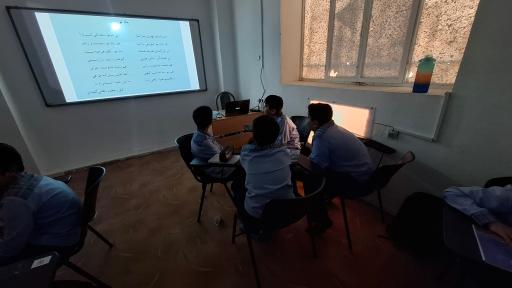 عکس مدرسهٔ پسرانه مأوا