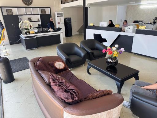 عکس آژانس هواپیمایی مسافرتی و نمایندگی کانون جهانگردی امپراتور