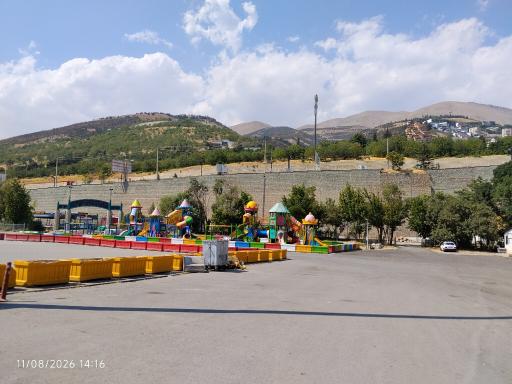 عکس دریاچه تفریحی لواسان