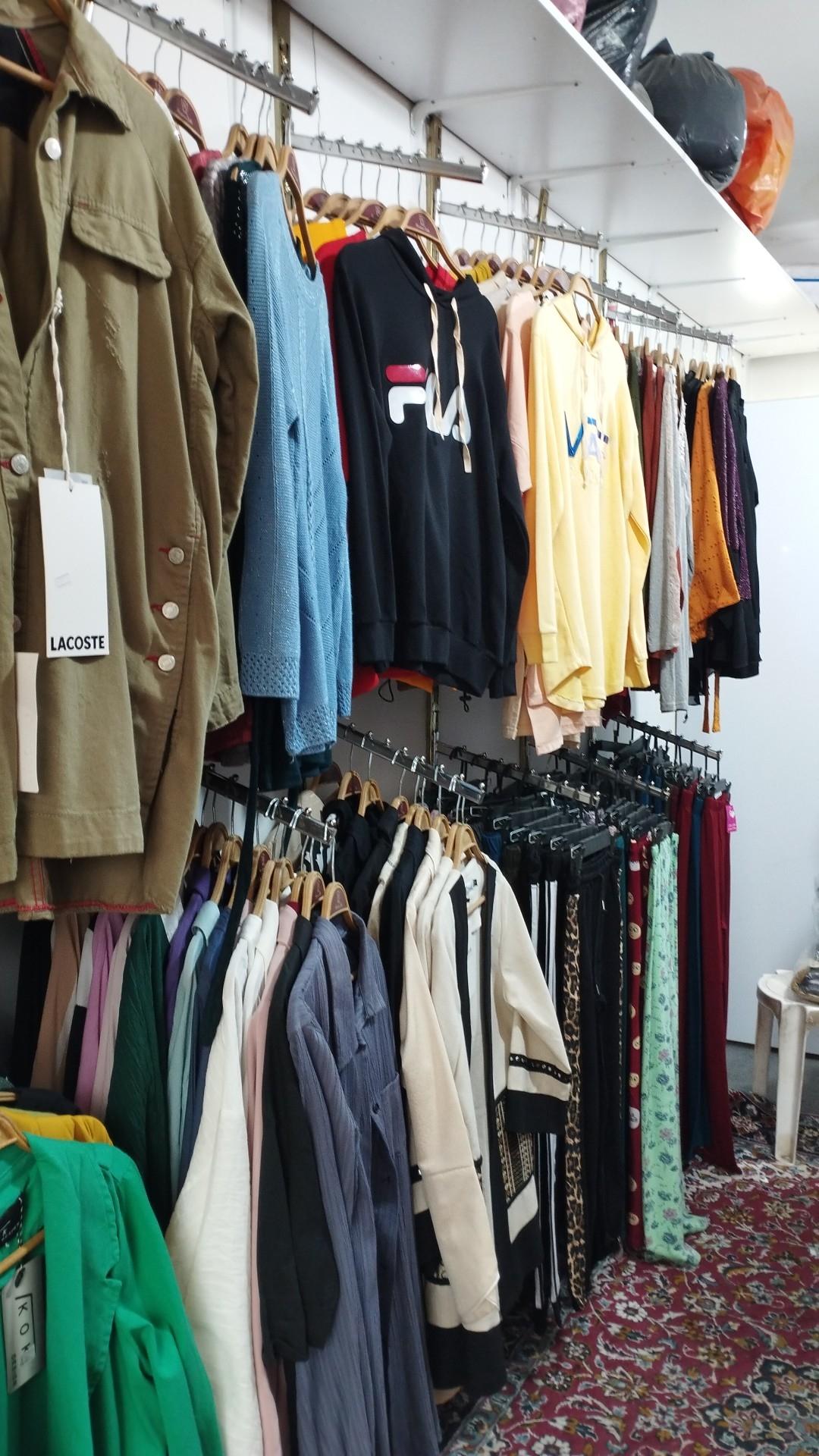 عکس فروشگاه پوشاک داداشی