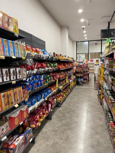 عکس فروشگاه افق کوروش