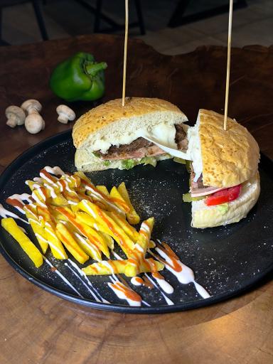 فست فود دهکده