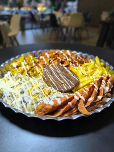 عکس فست فود دهکده