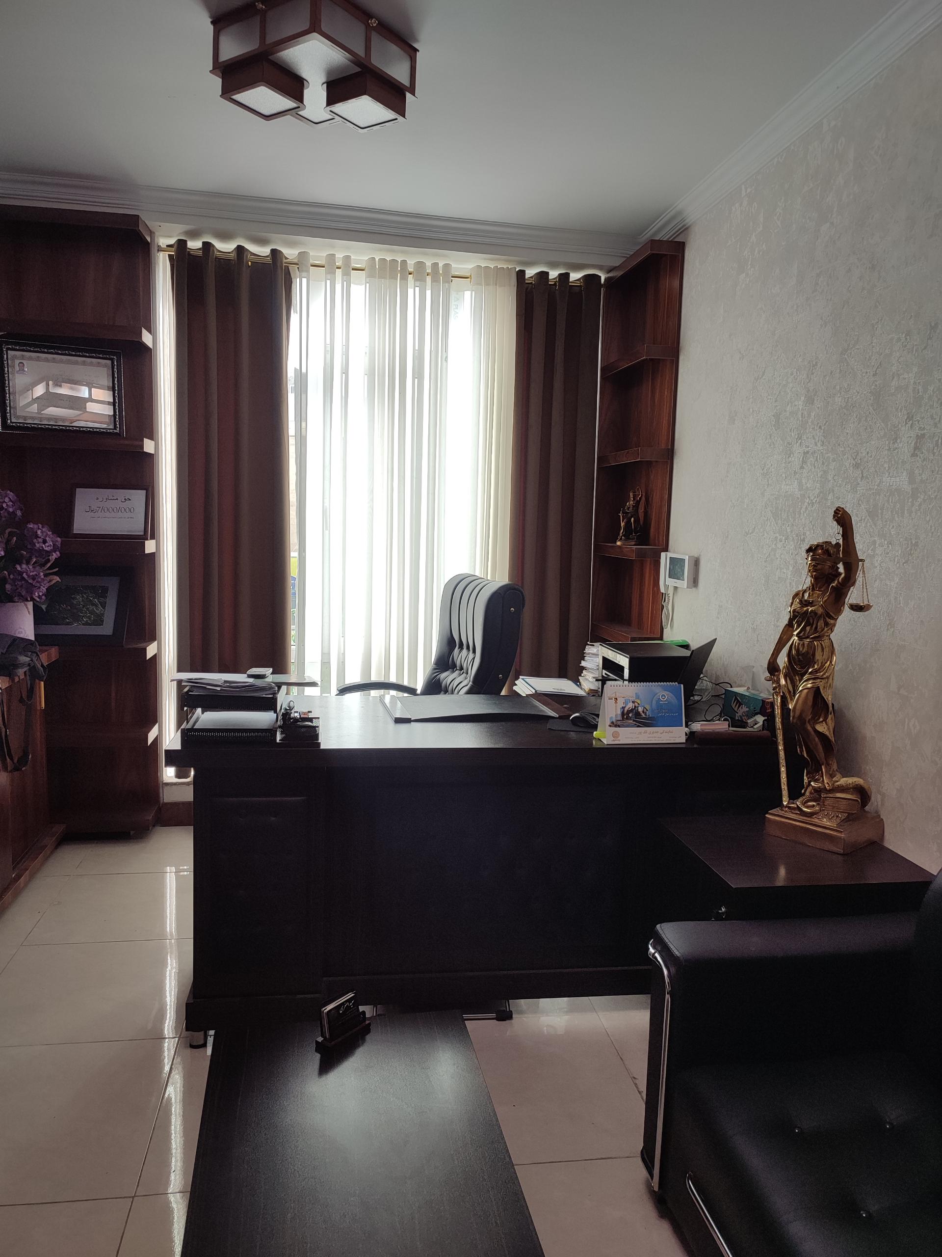 عکس دفتر وکالت سعید اصغری