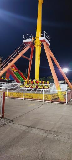 عکس شهربازی آبشار 