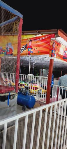 عکس شهربازی آبشار 