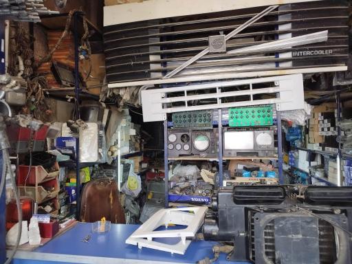 فروشگاه لوازم ولوو ایزدی