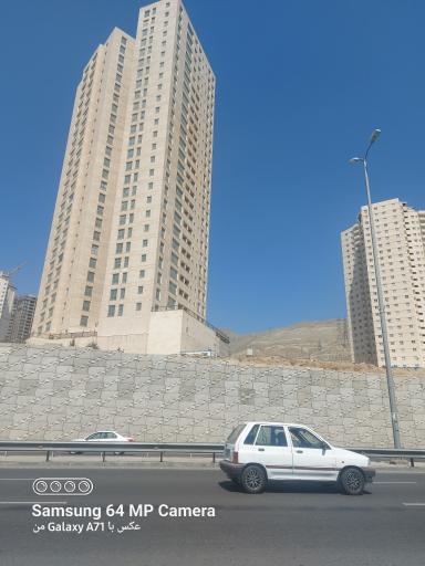 عکس برج سپیدار