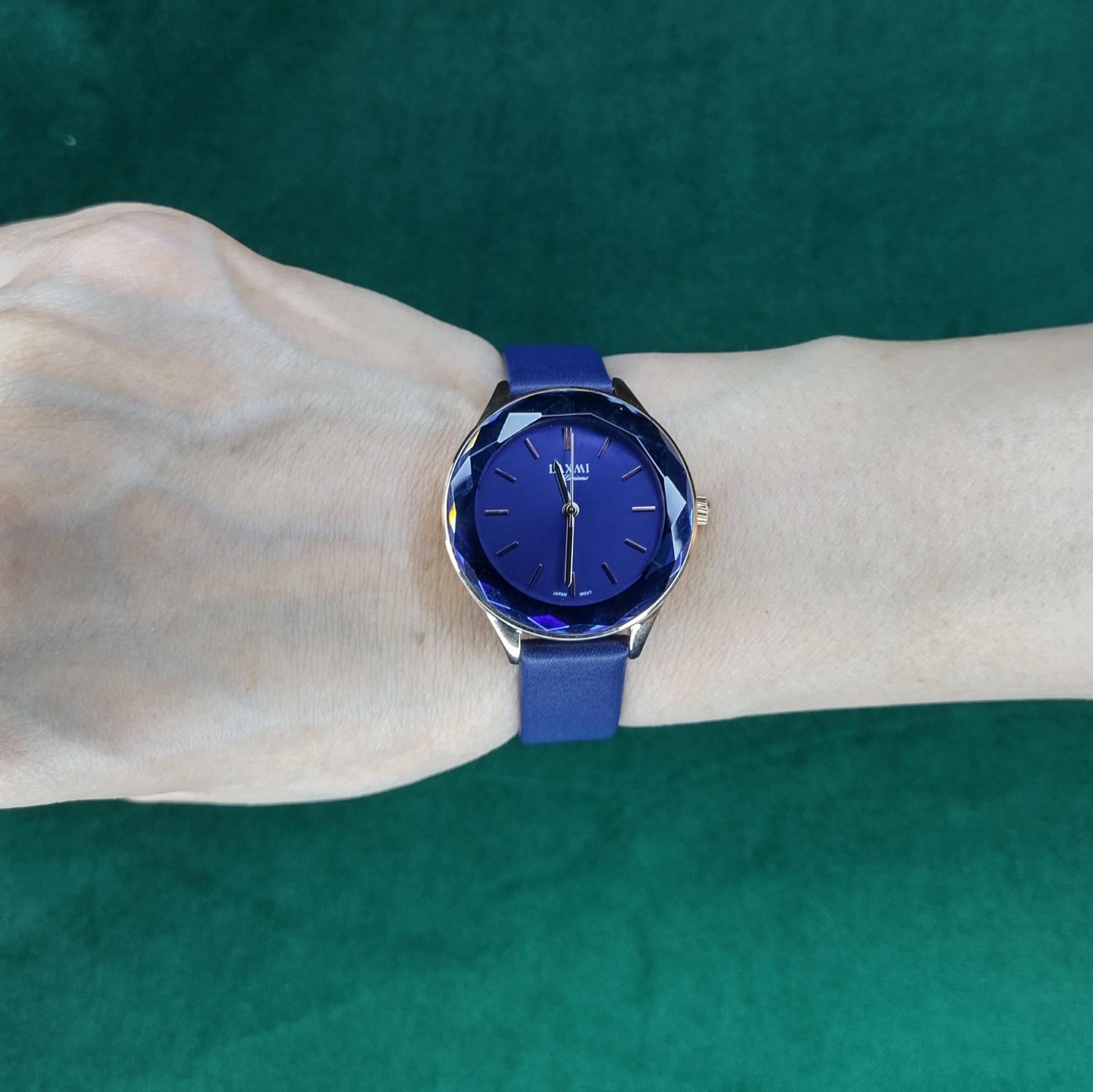 عکس گالری ساعت شاهقلی (سیکو) شعبه ۲