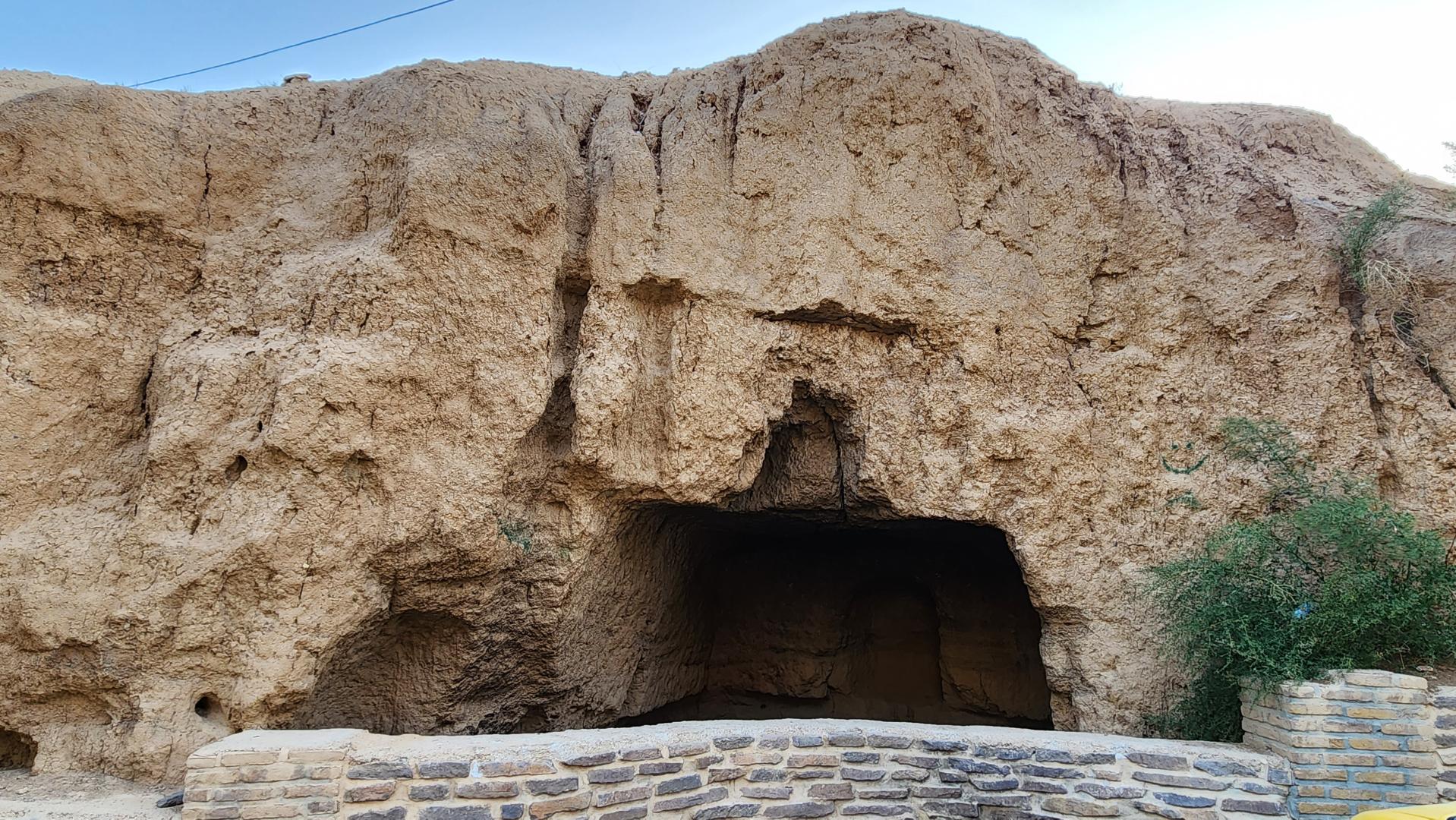 عکس تپه باستانی کولی تپه 