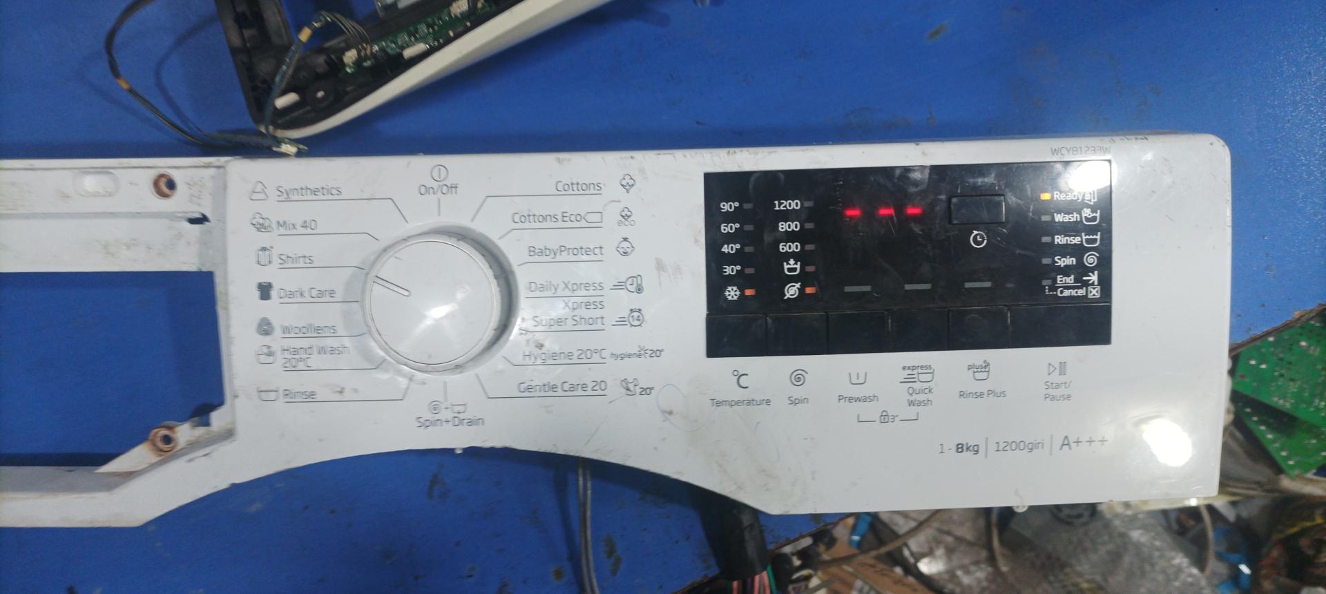 عکس مرکز تعمیرات الکترونیک موتابی 