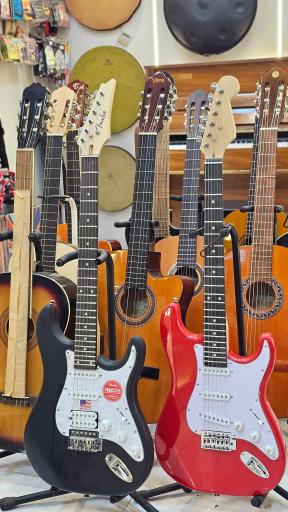 عکس موسیقی عذرخواه