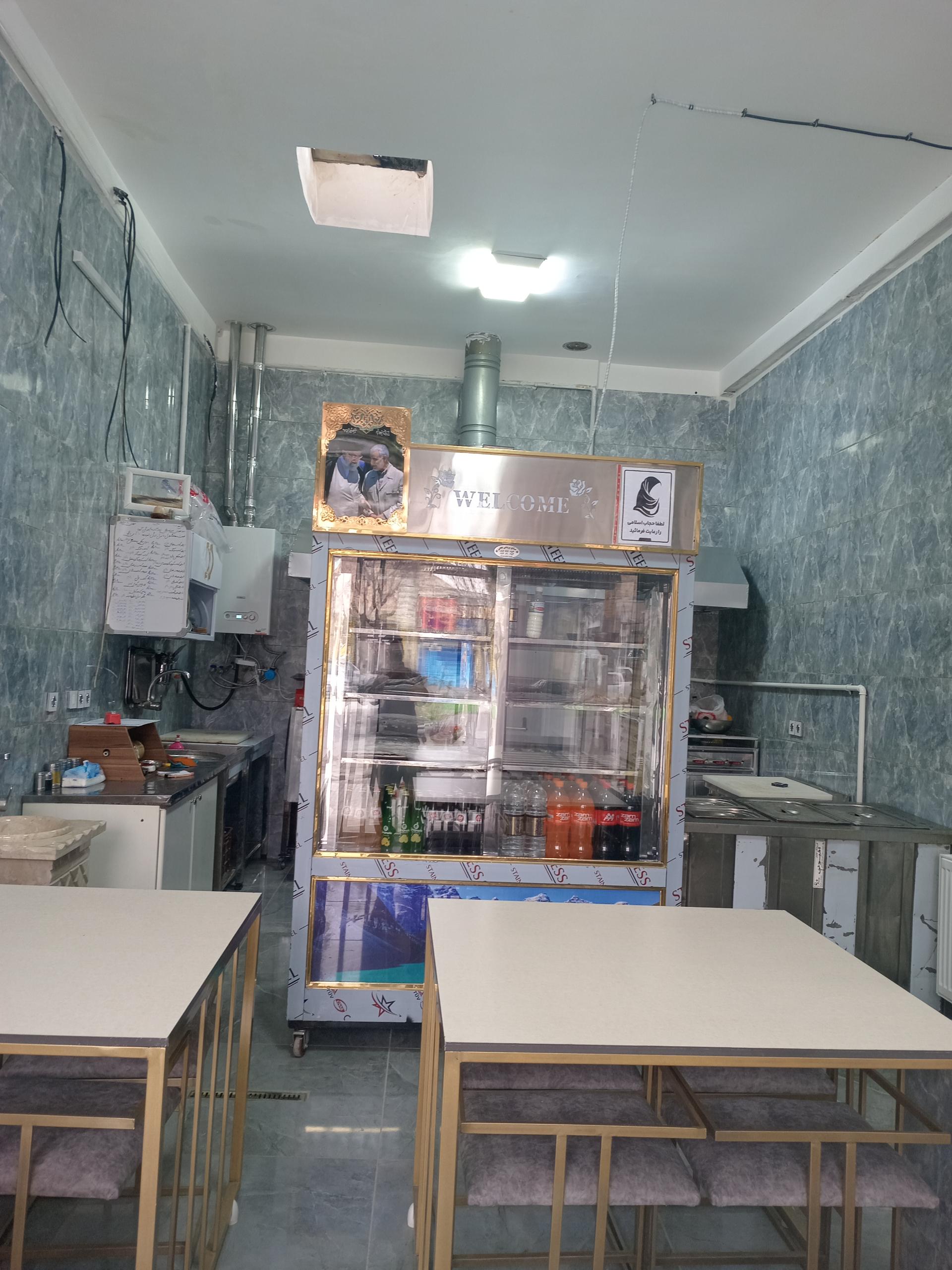 عکس رستوران جوجه تپلی