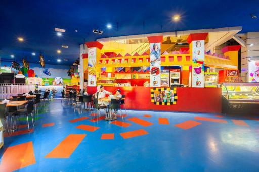 عکس شهربازی شهر آجری لگوسیتی