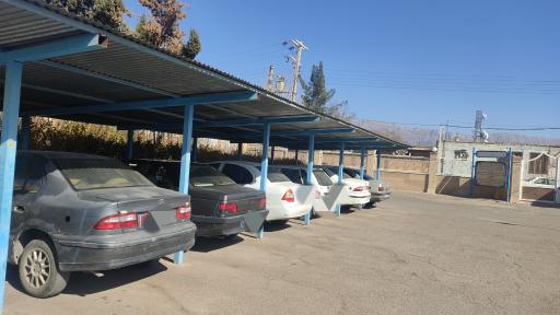 عکس اداره آموزش و پرورش زرند