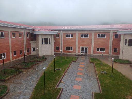 عکس دانشکده پیراپزشکی مهاباد