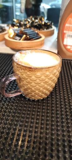 عکس کافه جی 