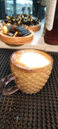 عکس کافه جی 