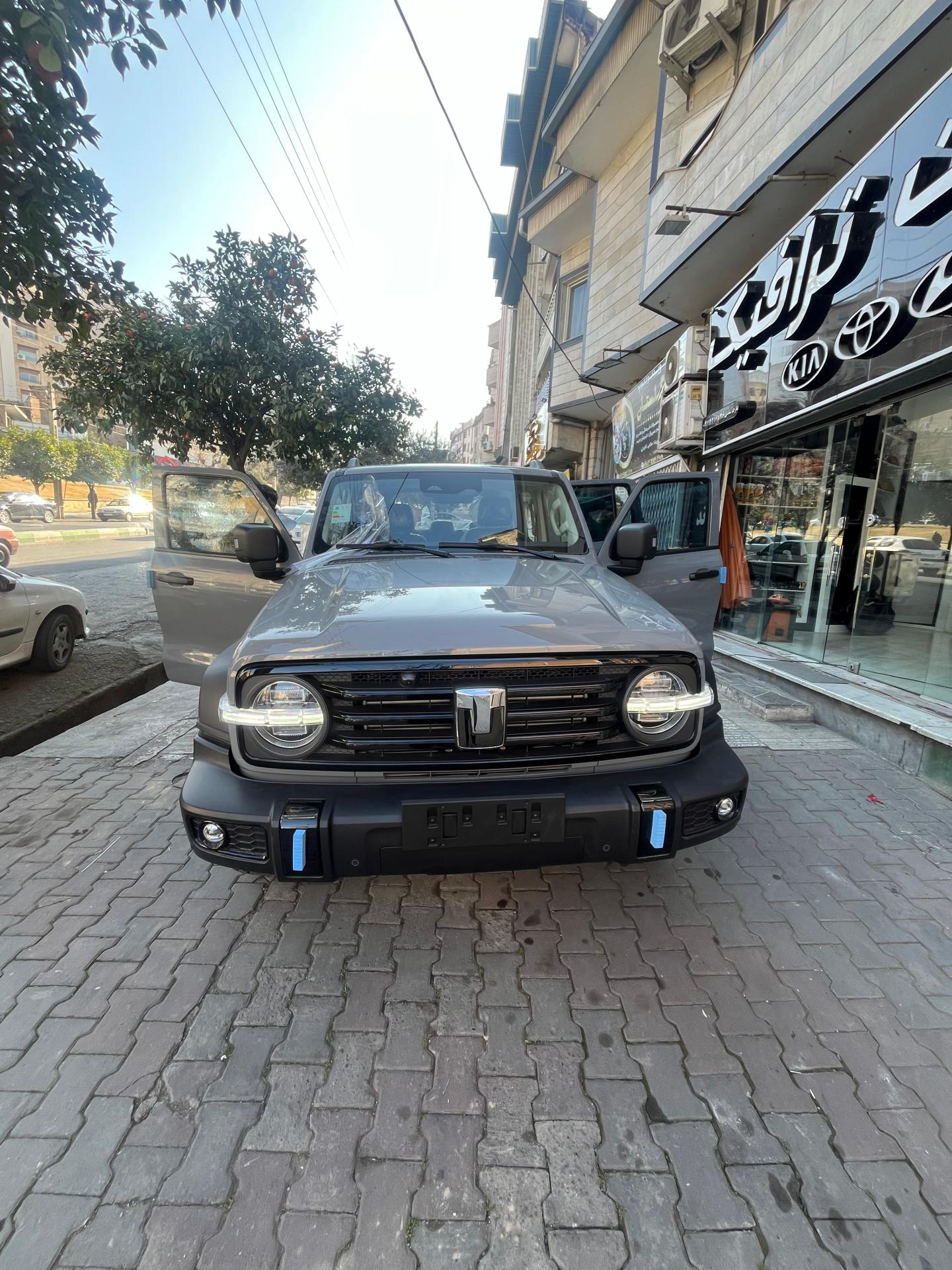 عکس فروشگاه اسپرت ترافیک