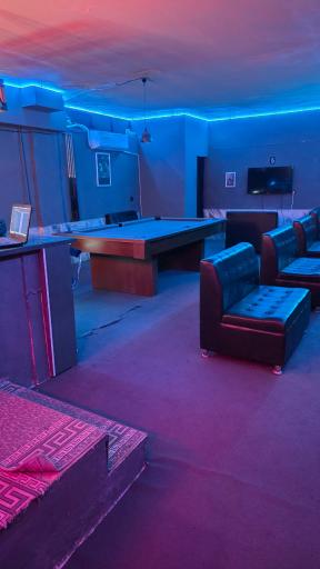 گیم سنتر بیلیارد ترپ هاوس