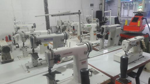 عکس فروشگاه و تعمیرگاه چرخهای کفاشی و لوازم جانبی