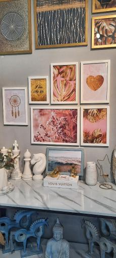 عکس گالری آبان 