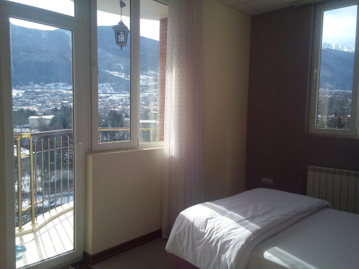 عکس مجتمع رفاهی نور کلاردشت