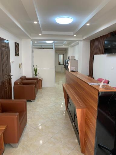 عکس کلینیک پوست و مو کاج