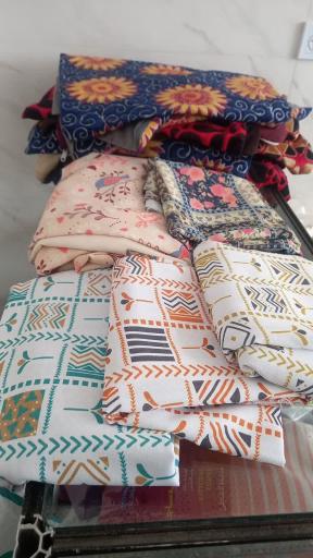 عکس پارچه سرای ناز 