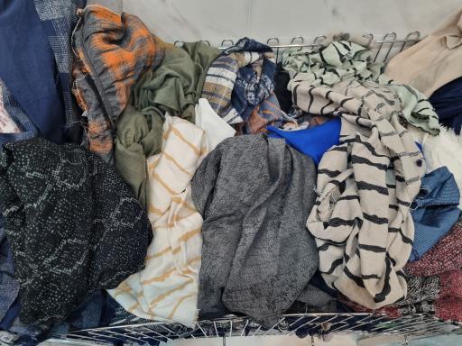 عکس پارچه سرای ناز 