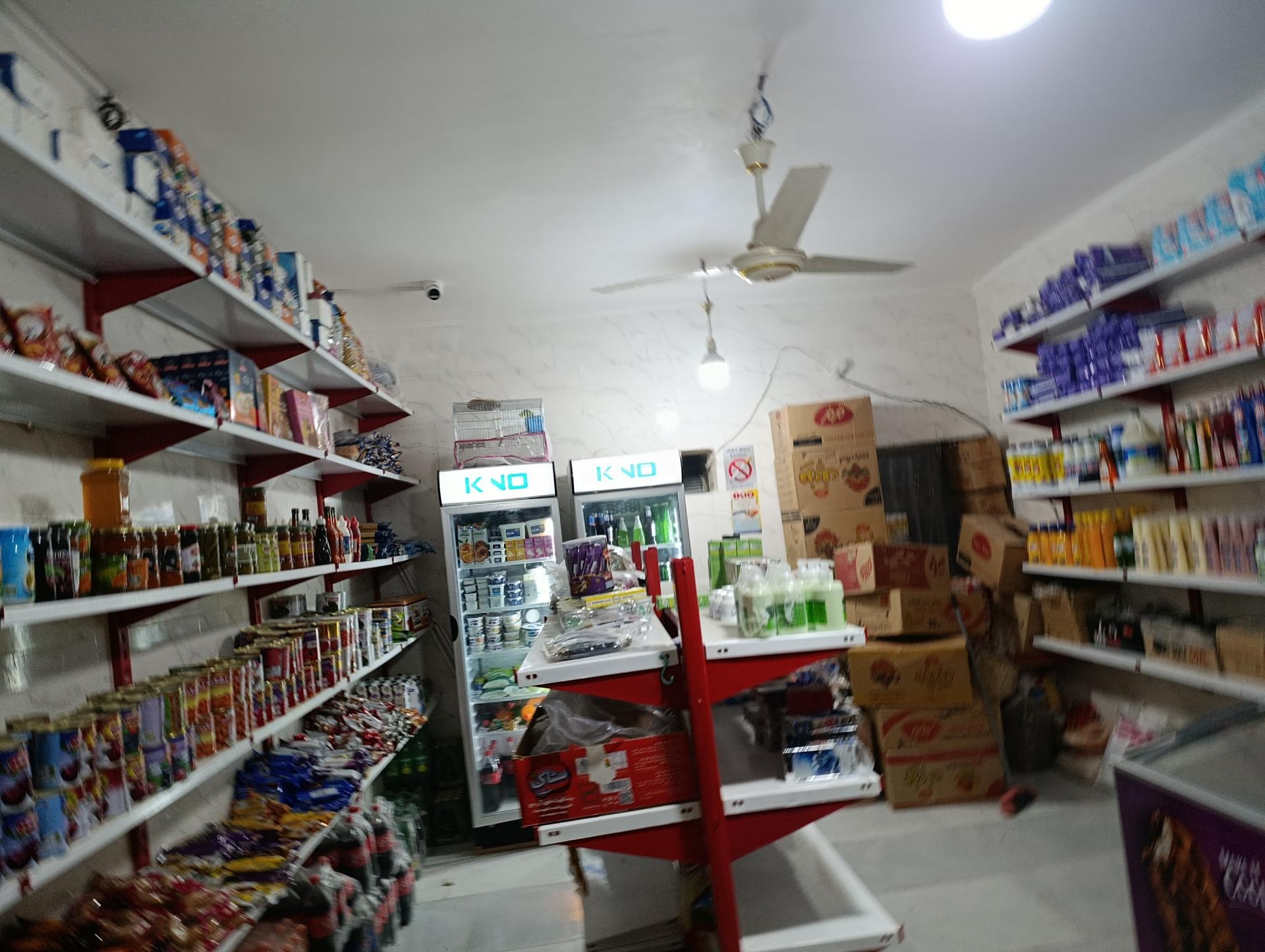 عکس سوپرمارکت نوید 