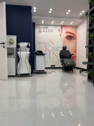 عکس ساختمان پزشکان کالین