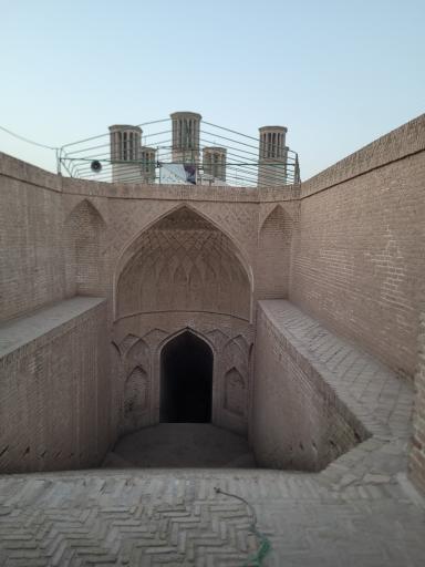 آب انبار شش بادگیری