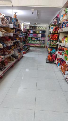 عکس فروشگاه بزرگ سعید