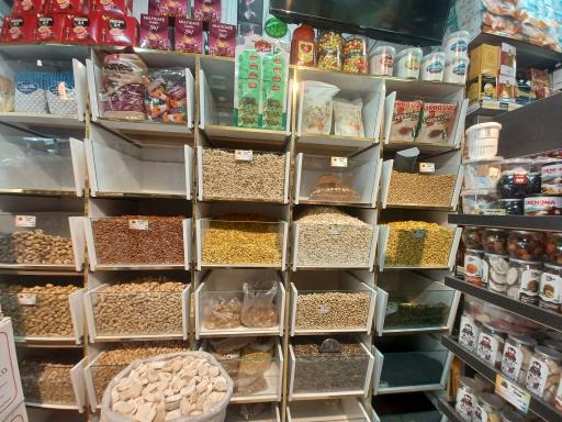 عکس فروشگاه موادغذایی سراسری سورنا