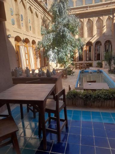 خانه تاریخی رفیعیان