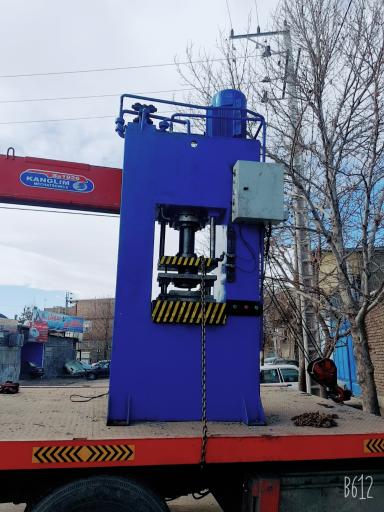 عکس قالبسازی و شرکت تولیدی و صنعتی مشتاق نیرو (مهرزادیان)