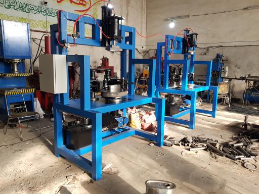 عکس قالبسازی و شرکت تولیدی و صنعتی مشتاق نیرو (مهرزادیان)