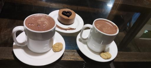 عکس کافه رستوران دنیز