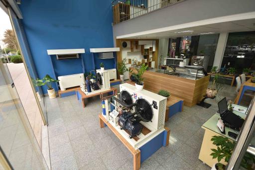 عکس نمایشگاه دایمی شرکت برودتی و حرارتی نیک