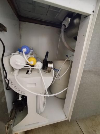 عکس تصفیه آب به آب سیستم