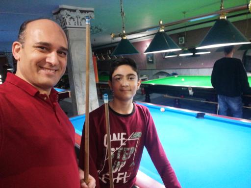 عکس سالن بیلیارد قصر موج