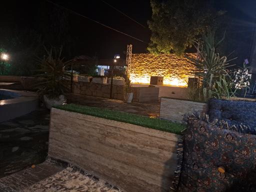 عکس باغ و رستوران شاندیز