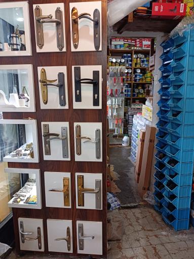 عکس فروشگاه ابزار و یراق شاملی