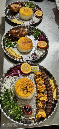 عکس کافه رستوران آذرماه