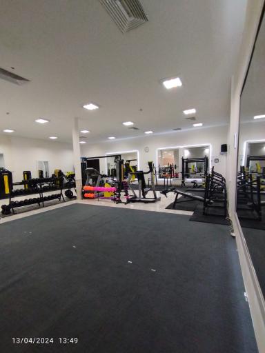 عکس باشگاه بدنسازی رایمون